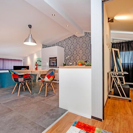 Lakovich Sea View Apartments Ровінь Екстер'єр фото