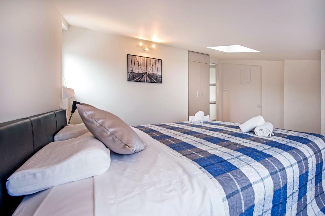 Lakovich Sea View Apartments Ровінь Екстер'єр фото